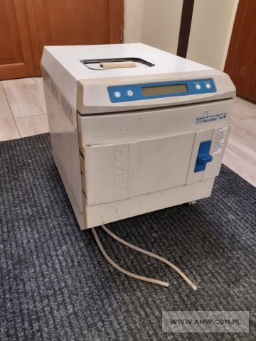 Urządzenia medyczne - pakiet zawierający 6 poz. asort. (wg oddzielnego wykazu), w tym: autoklawy - 3 szt., redestylator TYP REL-5 - 2 szt., komora cieplna KBC-25/G - 1 szt. 